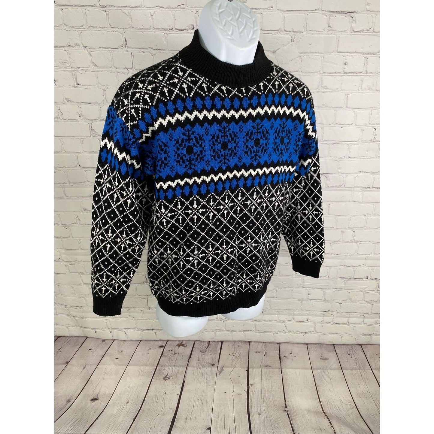 VTG American Pride Blue Black White Winter Pullover Knit Sweater Youth L