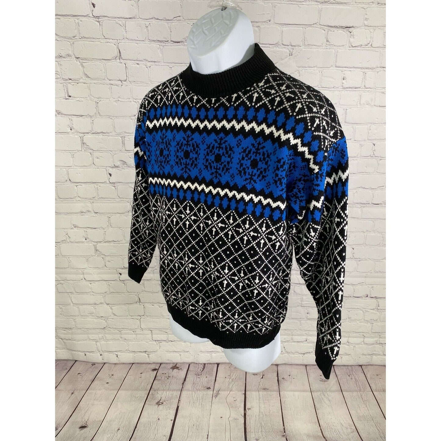 VTG American Pride Blue Black White Winter Pullover Knit Sweater Youth L