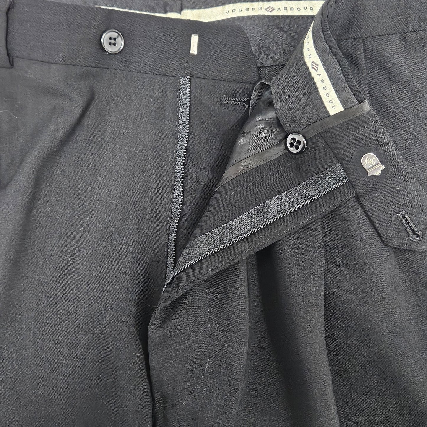 Joseph Abboud Nordstrom Black Wool Blend Full Suit 2 Piece 3 Button US 40R 32x31