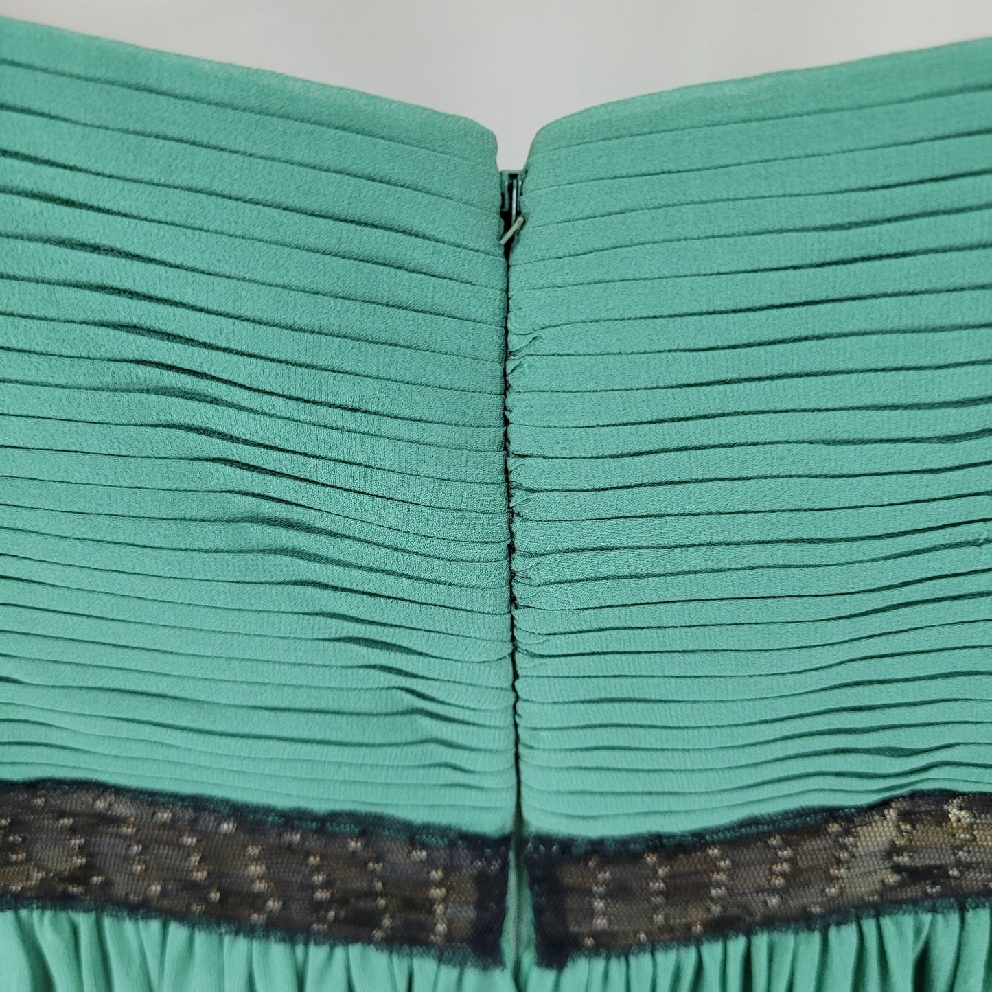 BCBG MAXAZARIA Green 100% Silk Chiffon Sleevelese Pleated Long Gown Dress 2