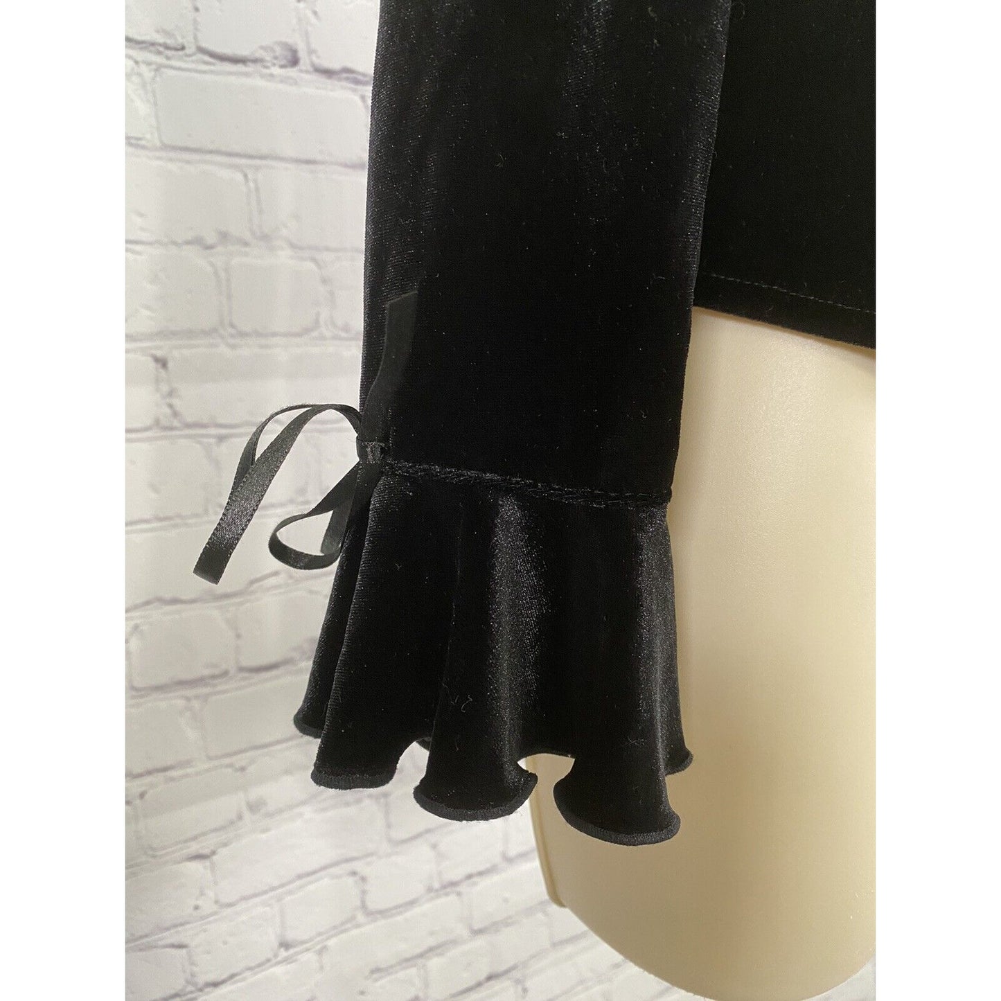 Circo Black Kids Flutter Sleeve Button Up Sweater Cardigan L 10/12