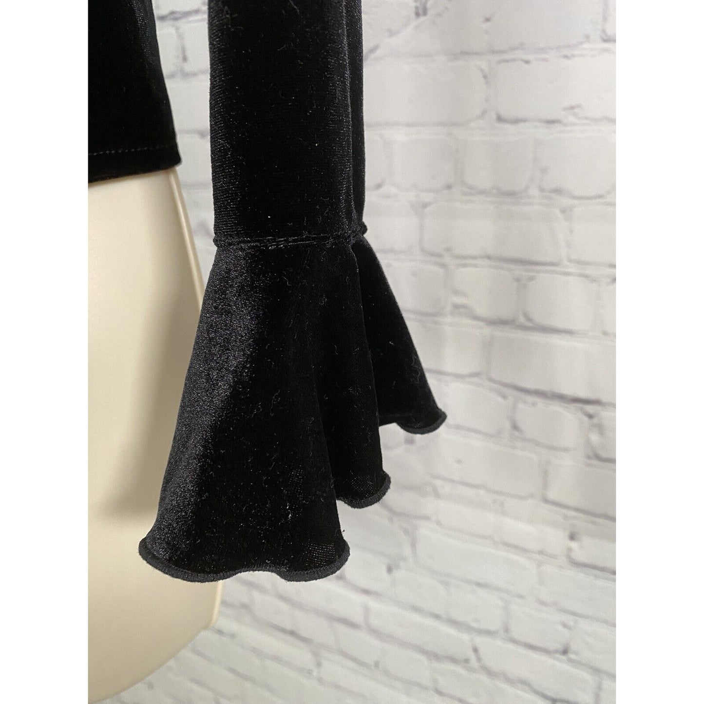 Circo Black Kids Flutter Sleeve Button Up Sweater Cardigan L 10/12