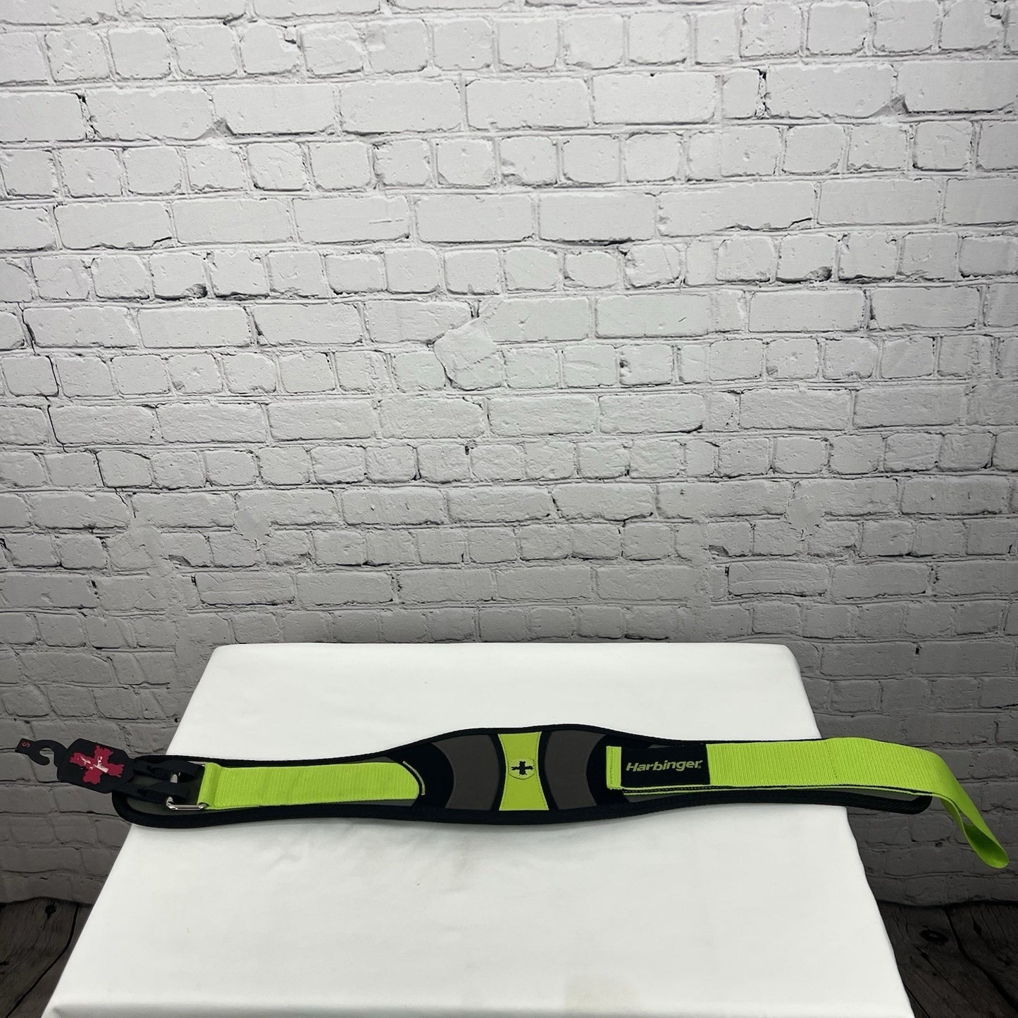 NWOT Harbinger Green Black Womens Foam Padded Core Support Belt Lifting S