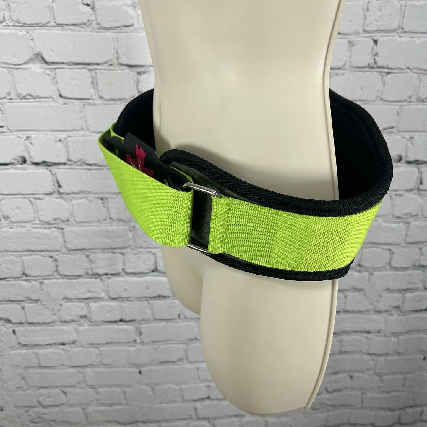 NWOT Harbinger Green Black Womens Foam Padded Core Support Belt Lifting S