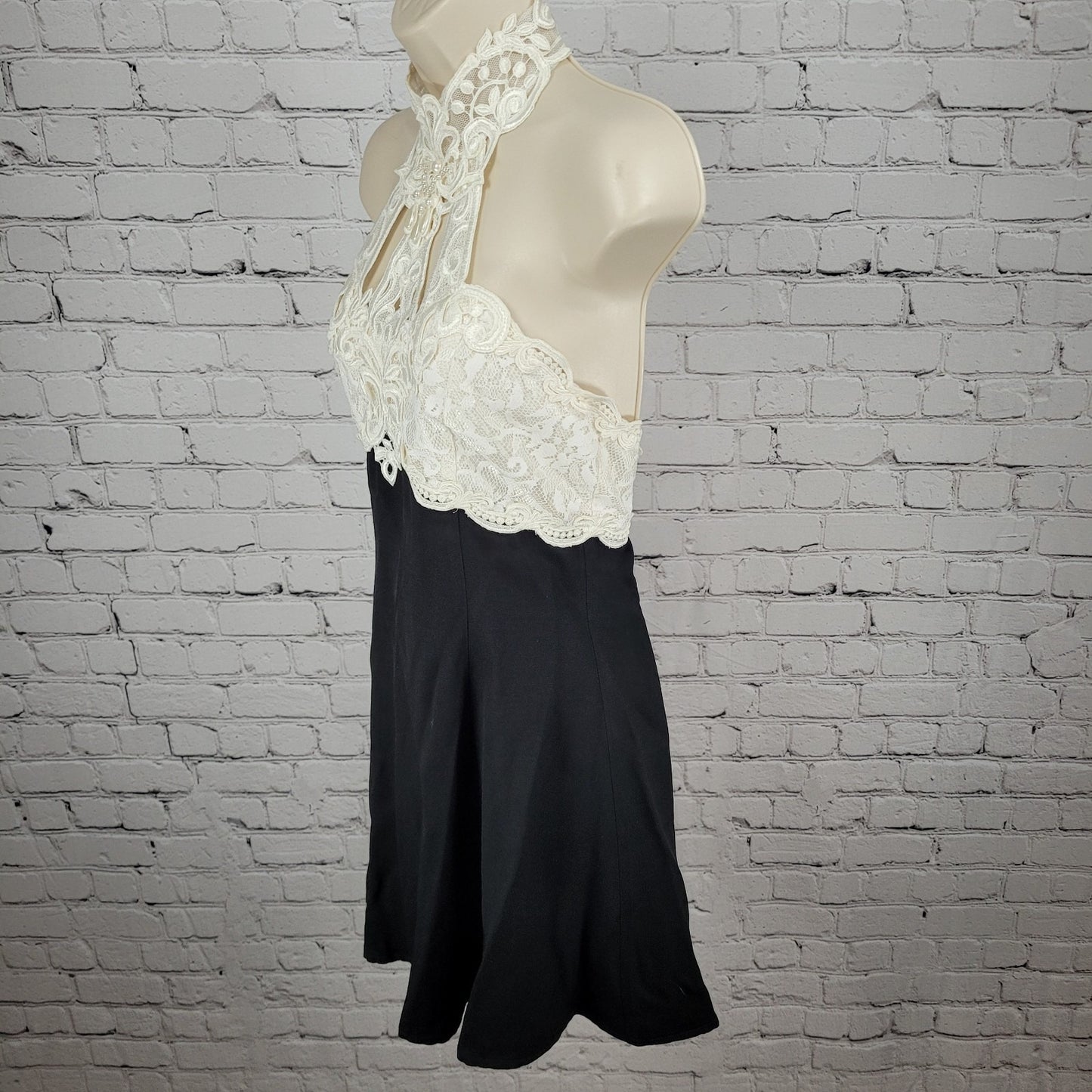 VTG Scott McClintock Black & White Crochet Lace Backless Dress USA Made Size 6P