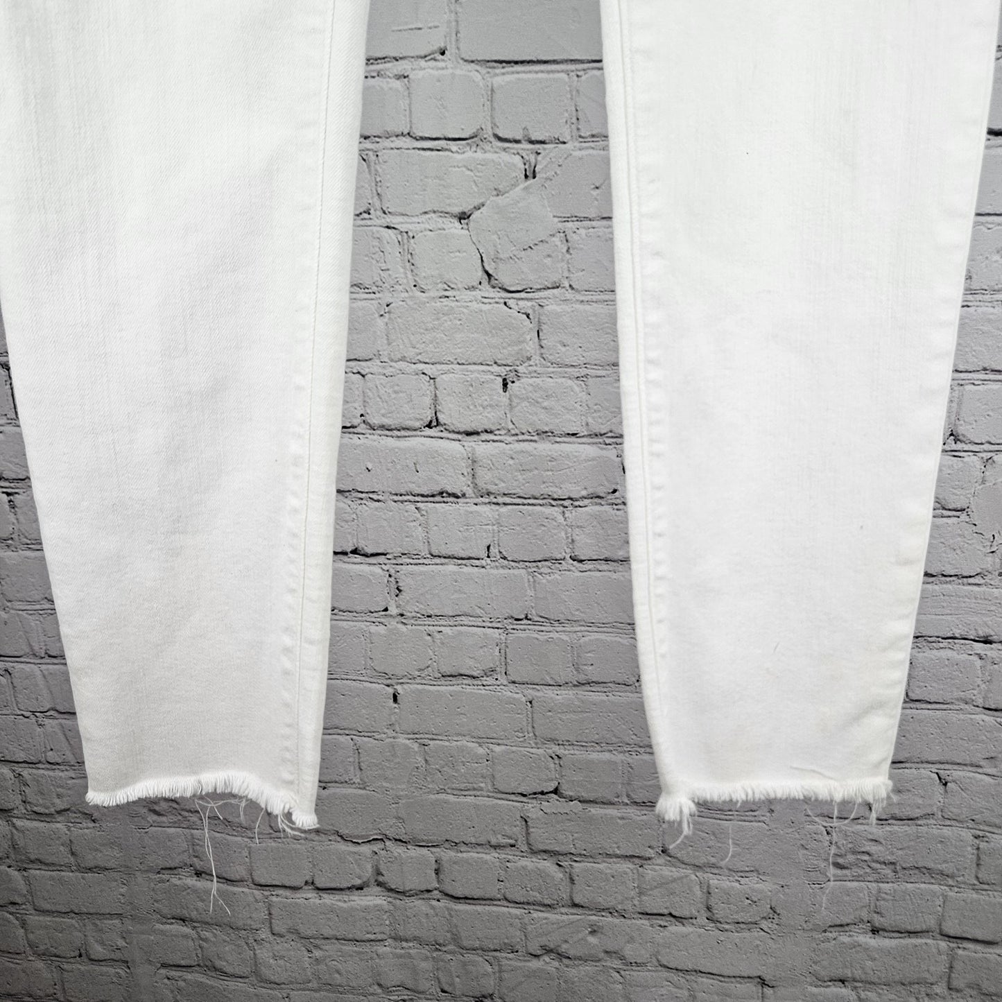 Madewell White Denim 9” Mid Rise Skinny Raw Hem Button Fly Jeans 30 (30x27.5)