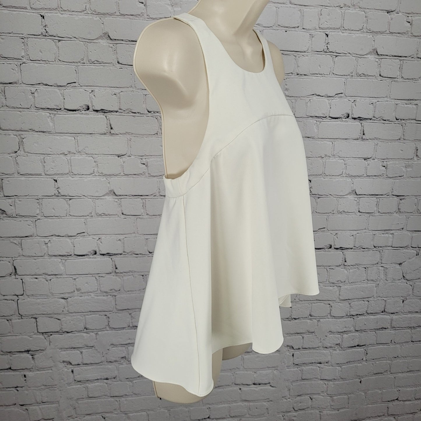 Milly Ivory White High Low Back Zip Stretch Racerback Tank Top USA Small S