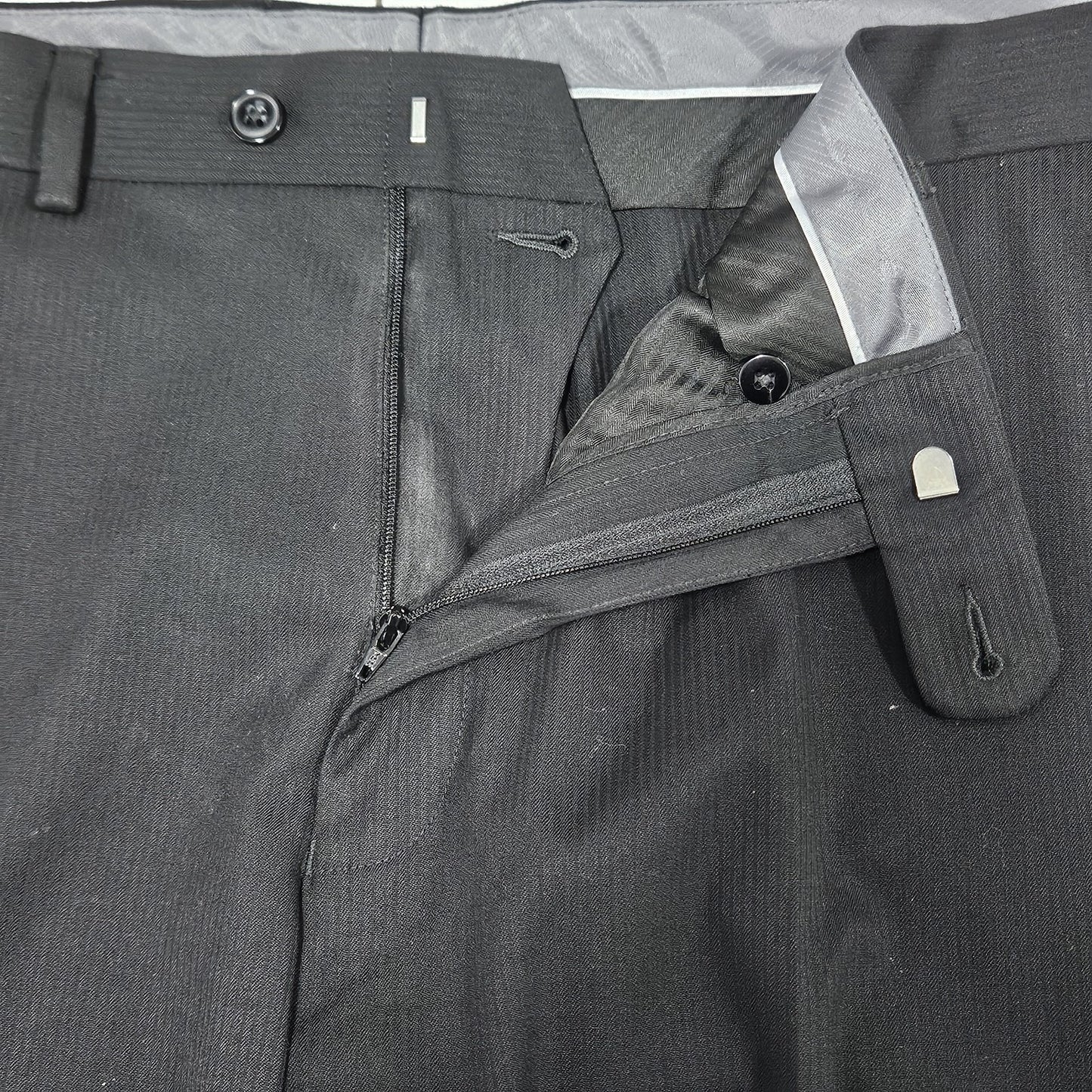 Beverly Hills Polo Club Black 2 Button Peak Full Suit 2 Piece Set 50R (42x30)