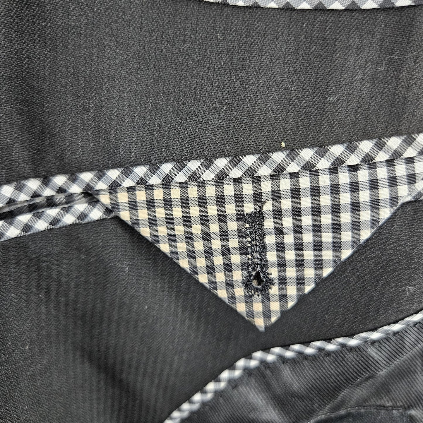 Beverly Hills Polo Club Black 2 Button Peak Full Suit 2 Piece Set 50R (42x30)