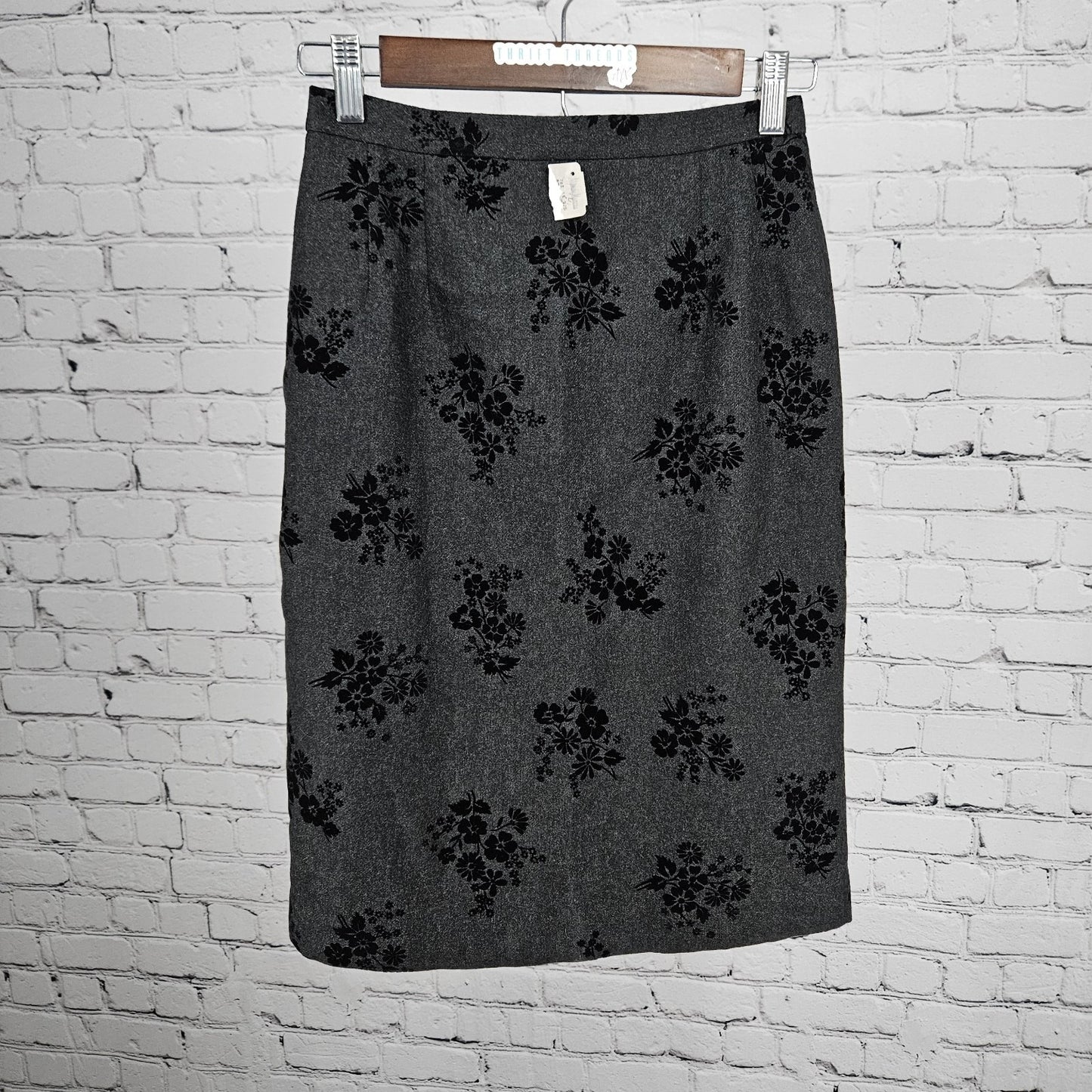 NWT VTG Neiman Marcus Grey Wool Blend Velvet Floral Straight Pencil Skirt USA 4