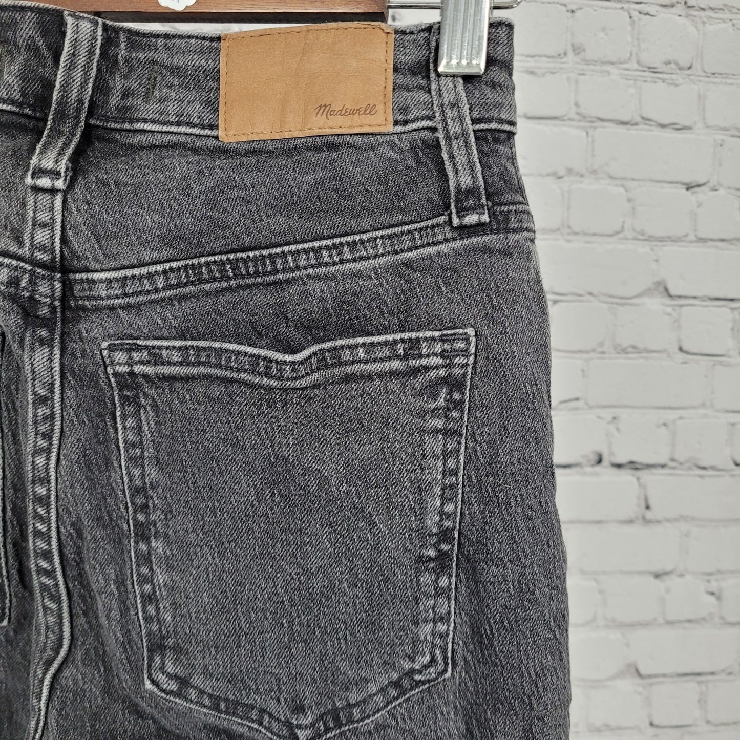 Madewell Grey Black Denim Curvy Perfect Vintage Straight Jean Raw Hem 24 (24x28)