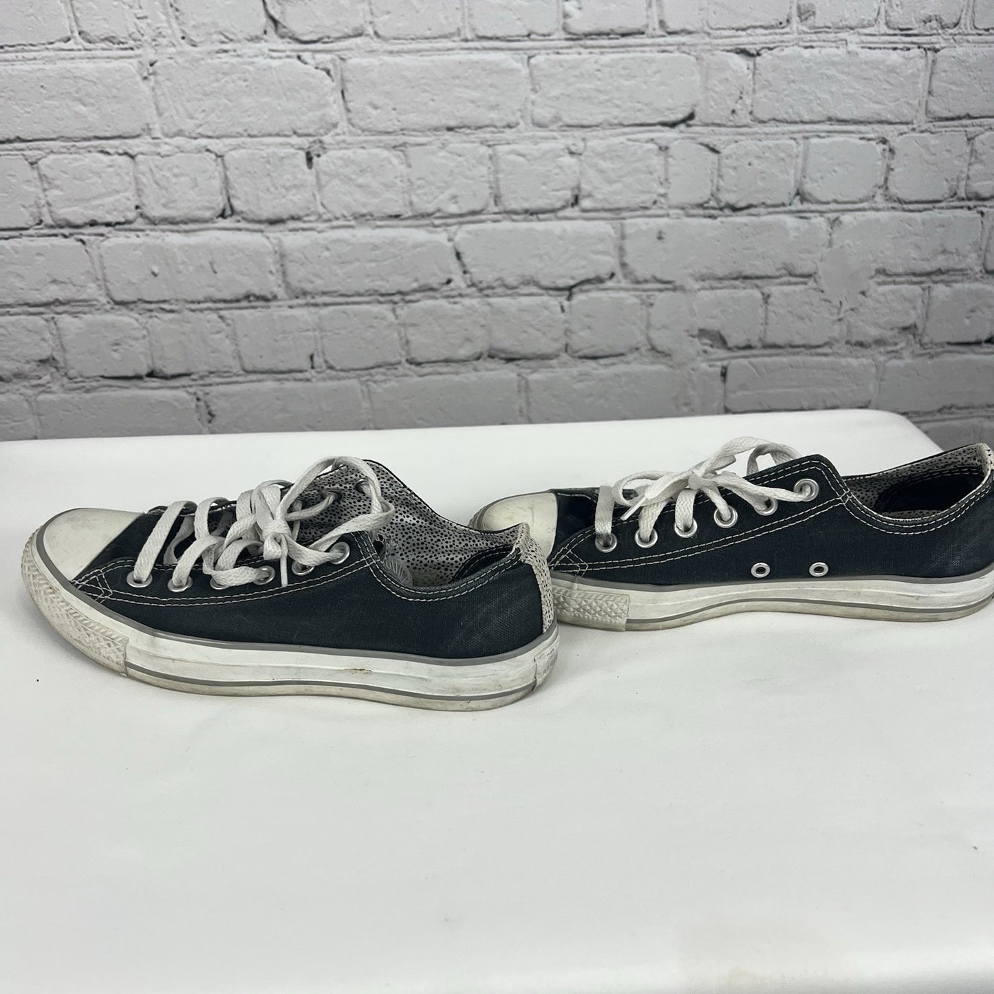VTG Converse All Stars Black Low-Top Canvas Sneakers Shoes Women’s 8