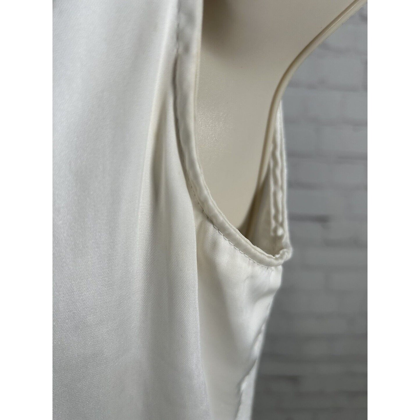 Dolan Anthropologie Left Coast Collection White Sleeveless Satin Front Blouse XS