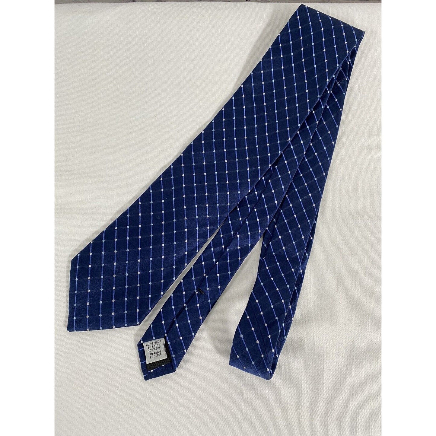 Geoffrey Beene Blue Diamond 100% Silk Handmade Neck 59” x 3.25”