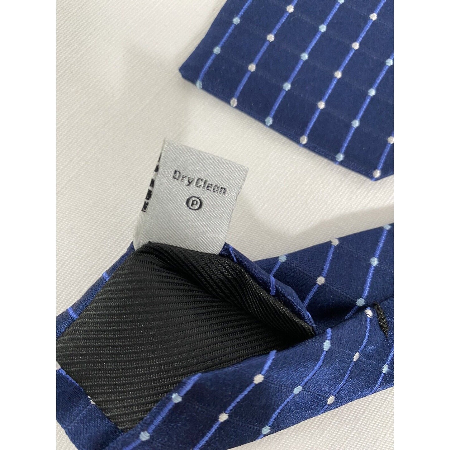 Geoffrey Beene Blue Diamond 100% Silk Handmade Neck 59” x 3.25”