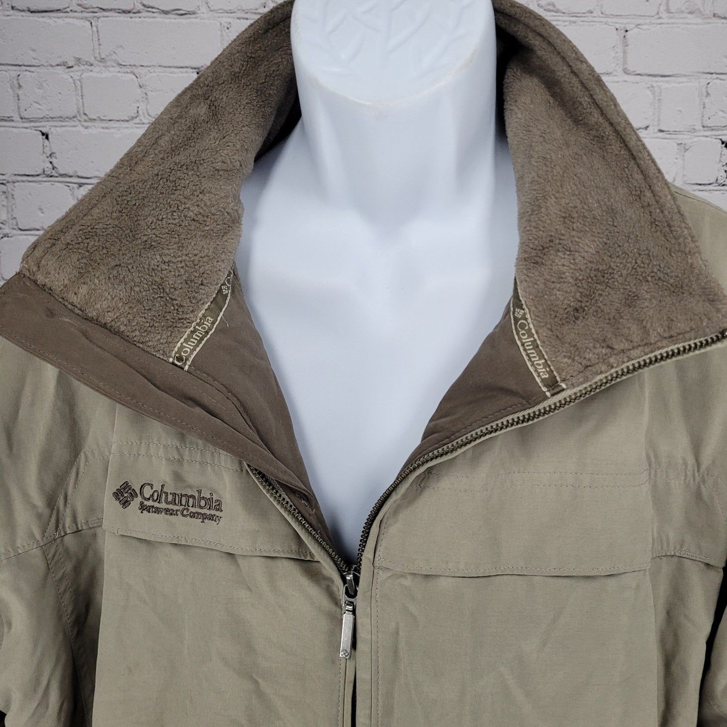 Columbia Beige Grey Microfiber Insulated Fleece Lined Inner Pockets Jacket XLT