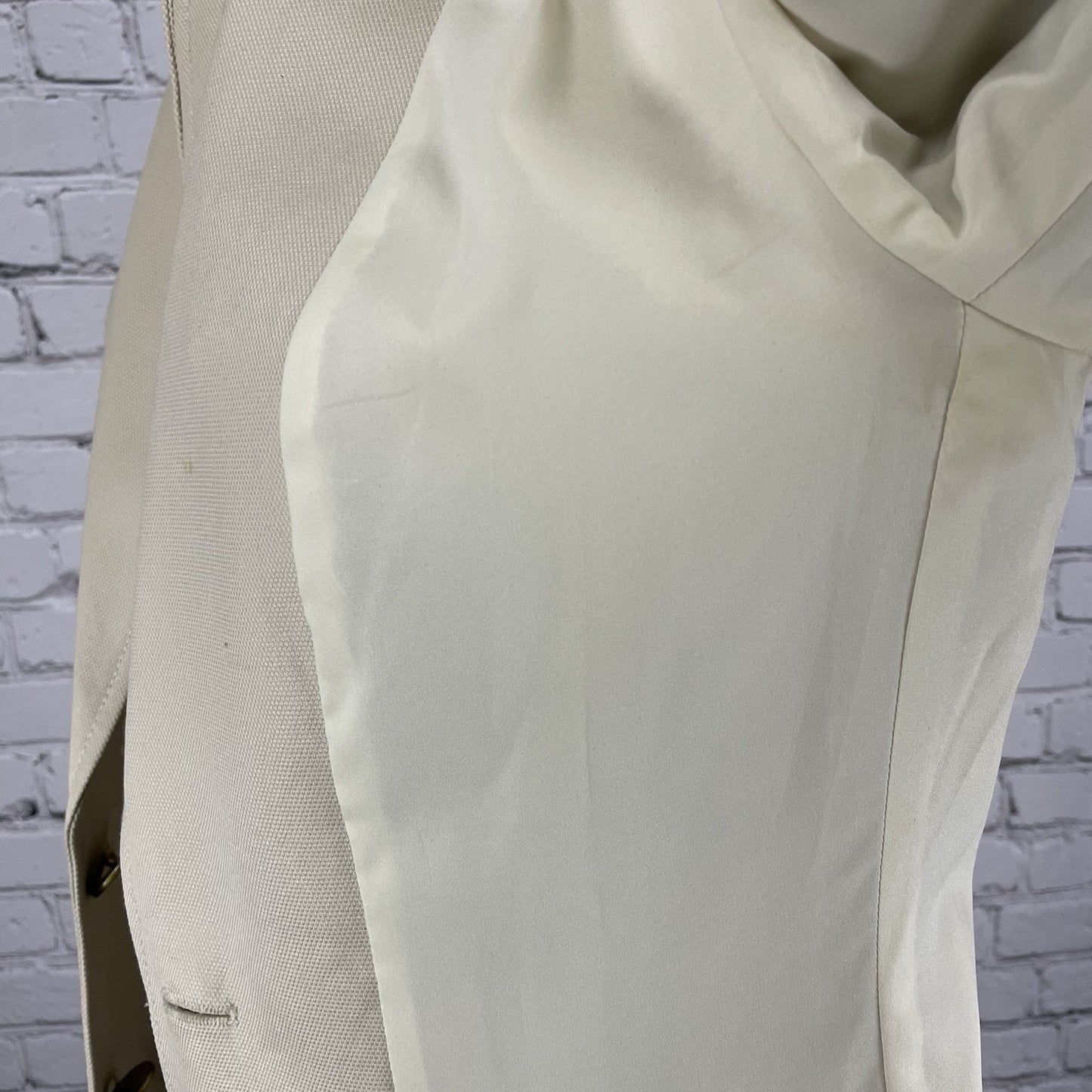 Tory Burch Beige 2 Gold Button Peak Vented Blazer Jacket Lined Pockets Size 4