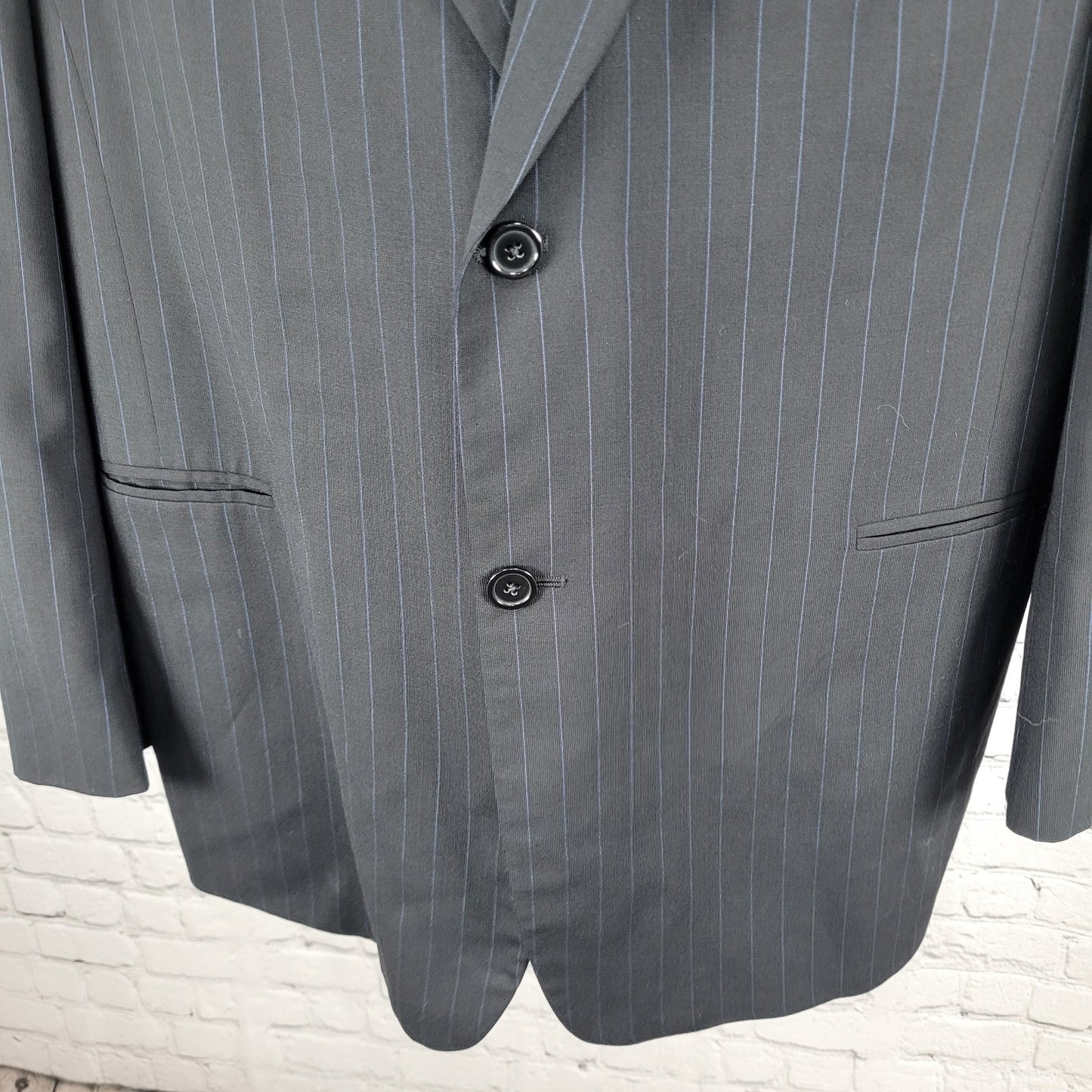 Donna Karan Black 100% Wool Pinstriped Blazer Sport Coat Italy Made Size 44L