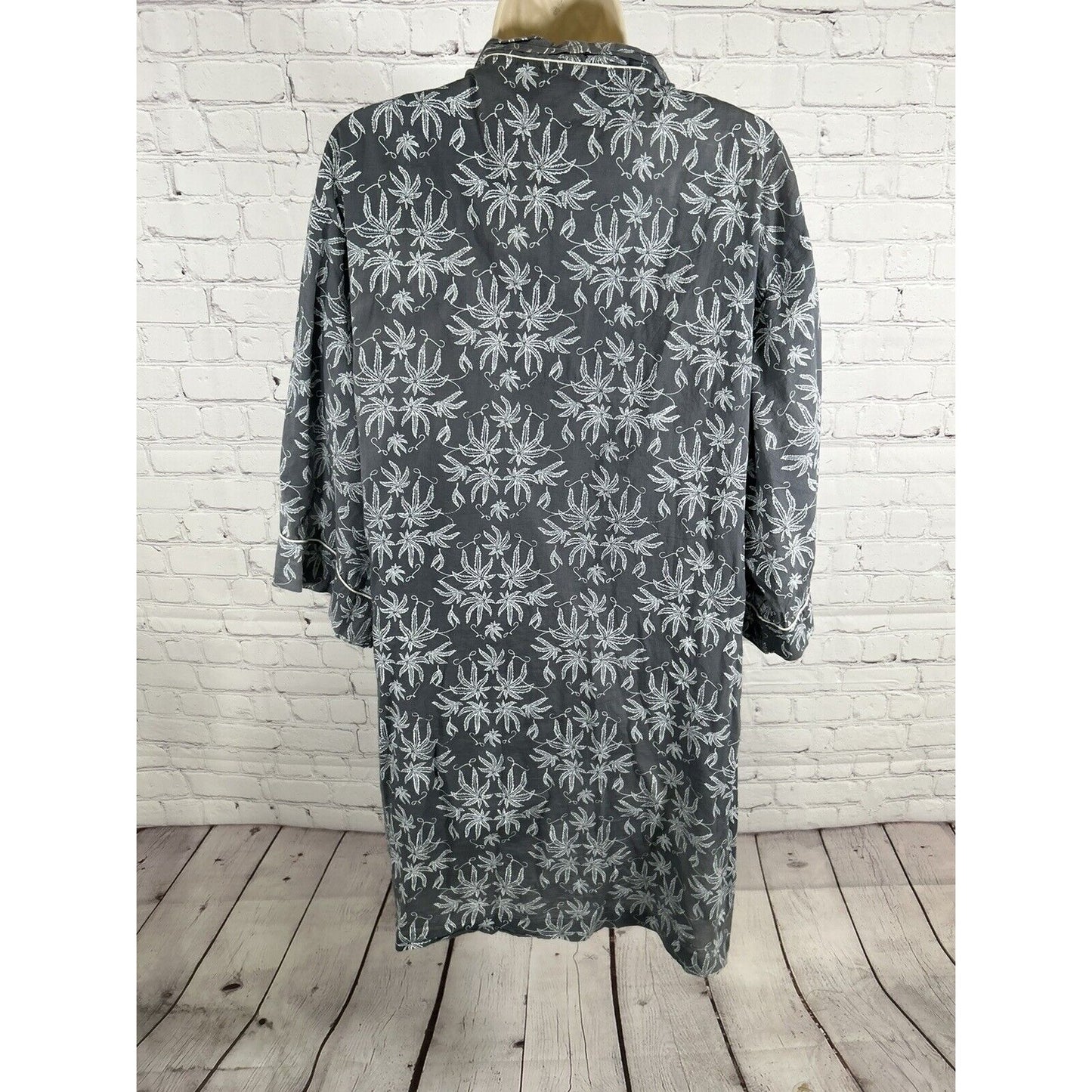 Dawson + Hellmann Gray Cannabis Leaf Print Lightweight Inner Tie House Robe O/S