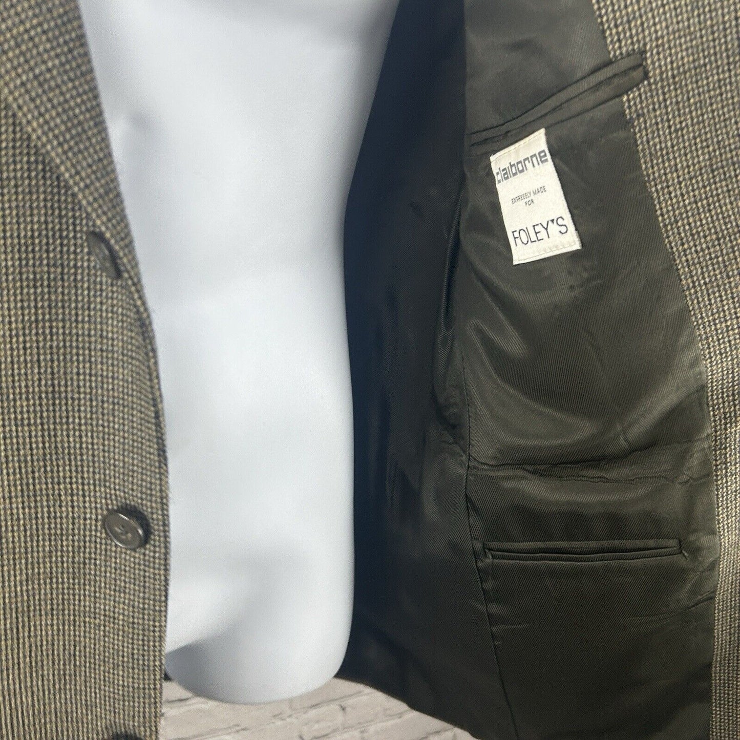 VTG Claiborne Brown Worsted Wool Nailhead 3 Button Sport Coat Blazer Size 40R