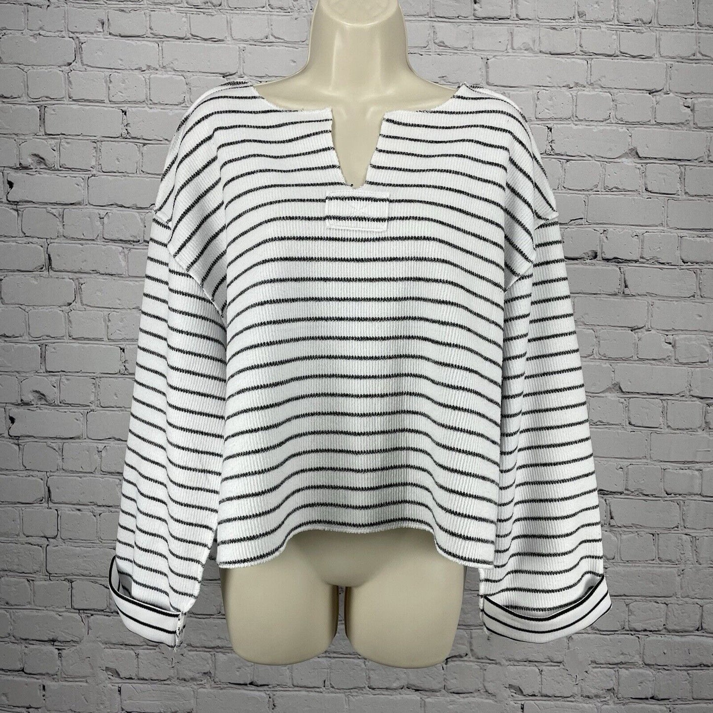 Urban Outfitters White Striped Oversized Boxy Long Sleeve Sweater Size Small S