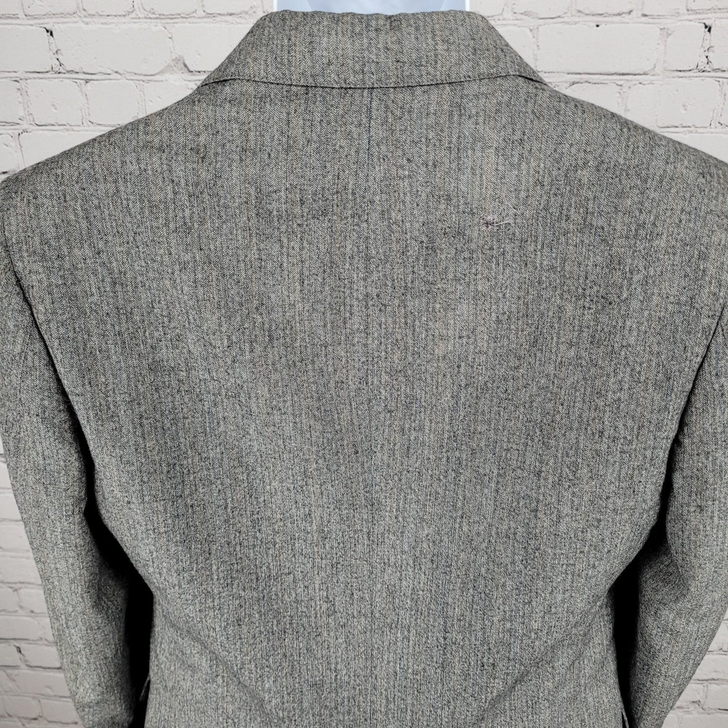 John Brooks Grey Herringbone Full Suit Set Notch Blazer Size 36 Pants 27x33