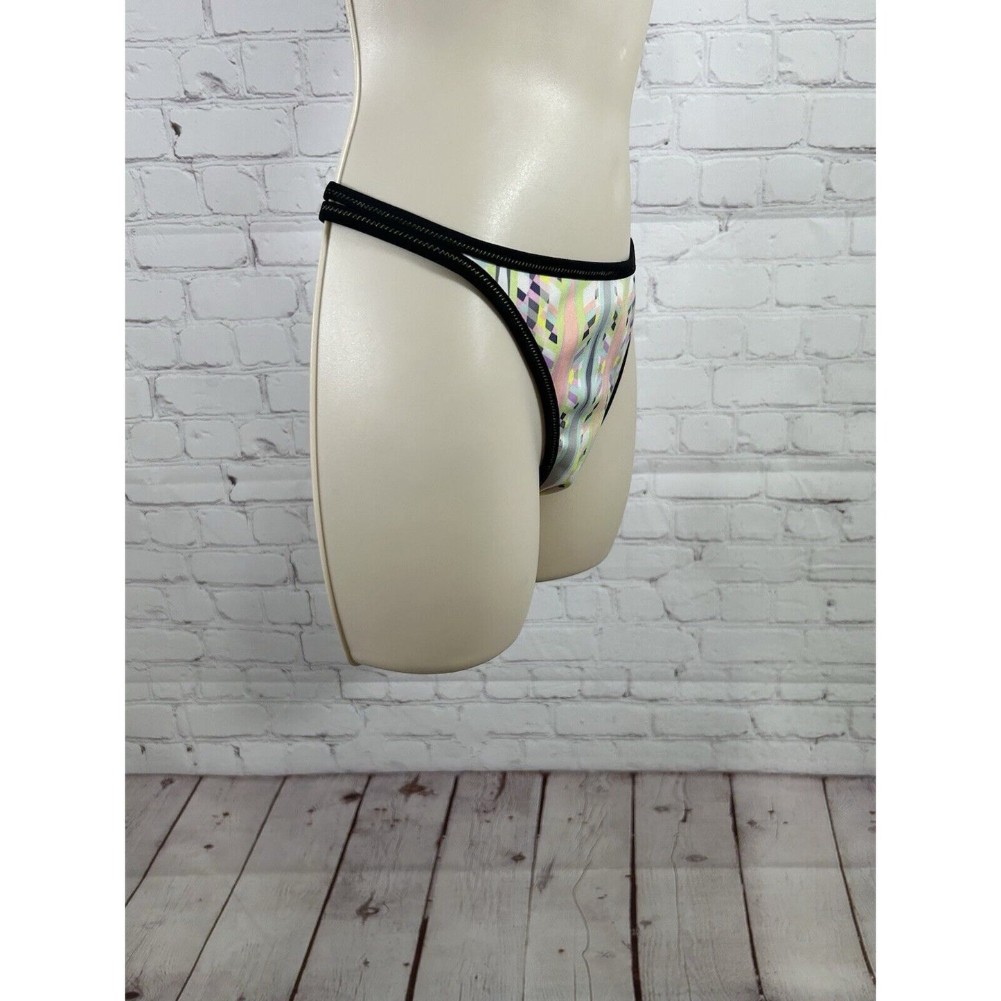 Victoria’s Secret Geometric Black Trim Cheeky Bathing Suit Bikini Bottom L
