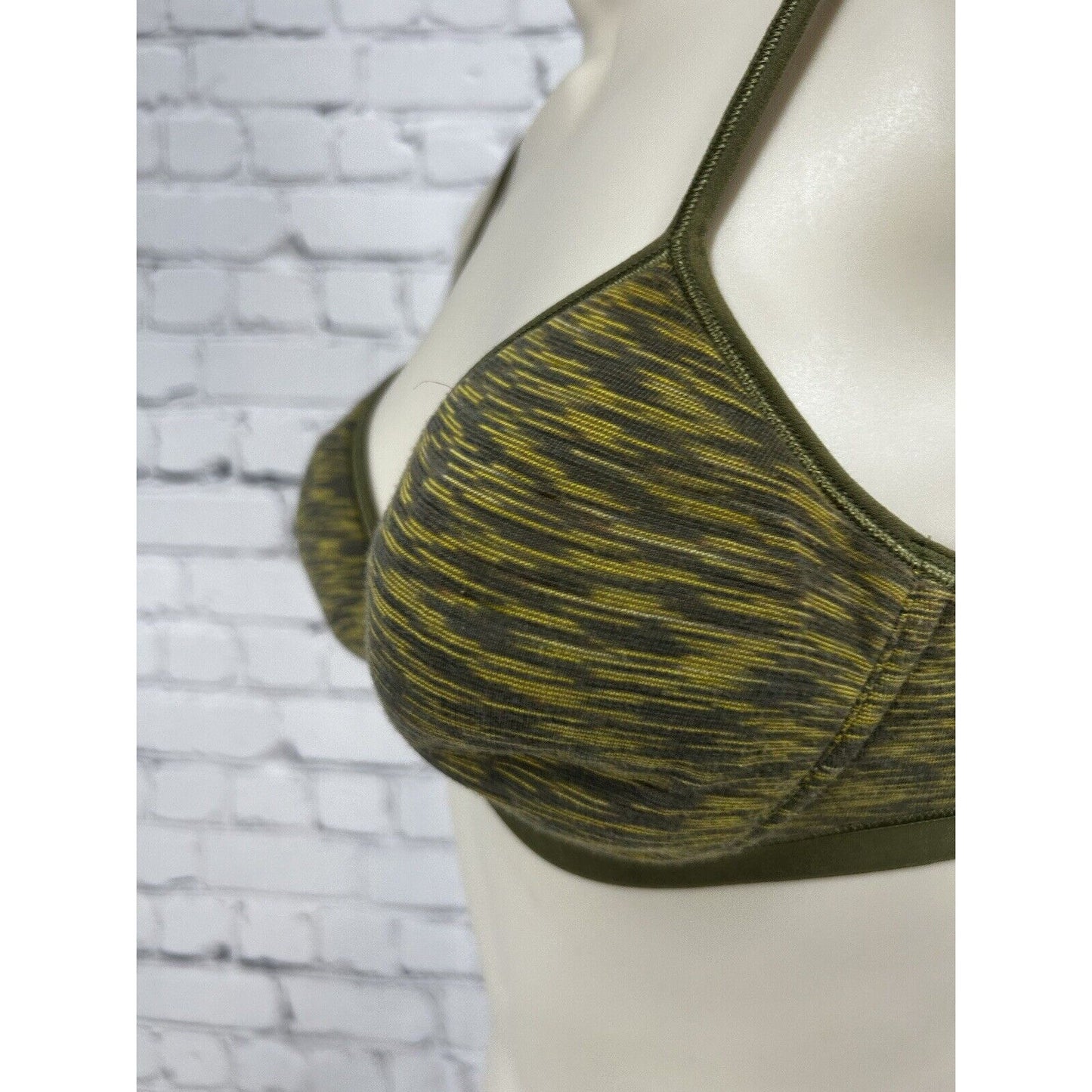 VTG Victoria’s Secret T-shirt Full Coverage Green Striped Bra Lightly lined 34B
