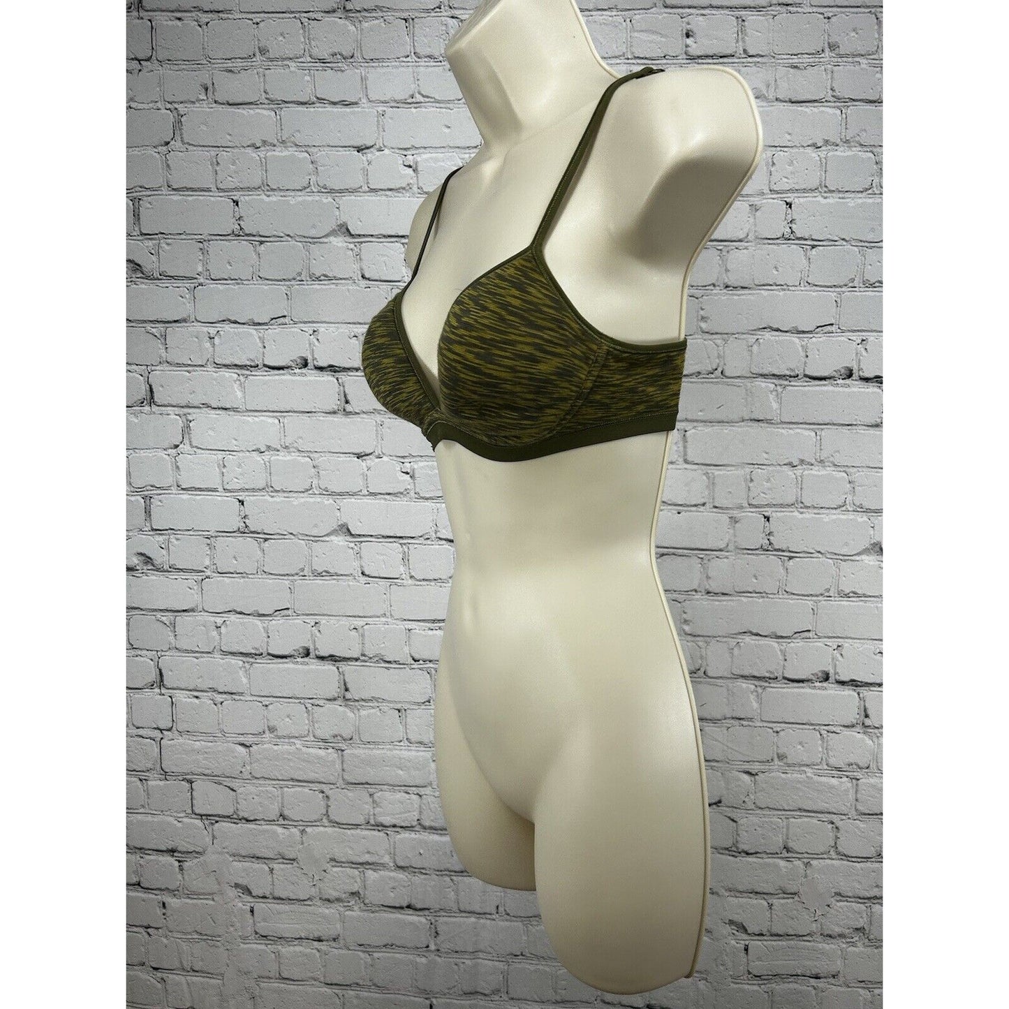 VTG Victoria’s Secret T-shirt Full Coverage Green Striped Bra Lightly lined 34B