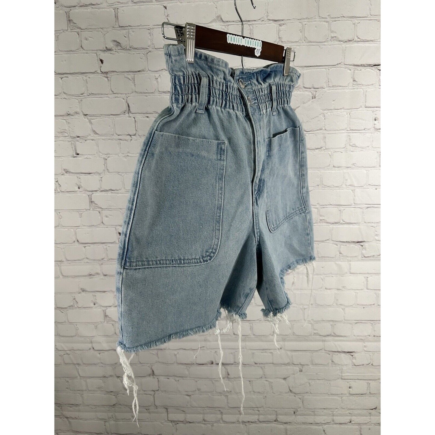 Zara Lightwash Denim Blue Elastic Waist High Waisted Shorts Womens Size 2 (24x5)