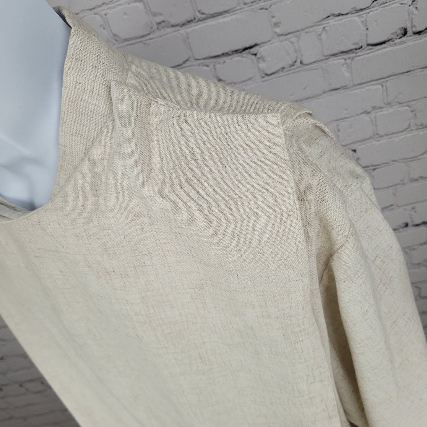VTG Bentley & Simon Beige Clergy Religious Vestment Robe Shoulder Buttoned