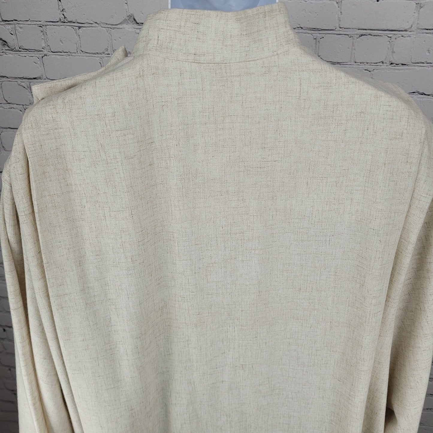 VTG Bentley & Simon Beige Clergy Religious Vestment Robe Shoulder Buttoned