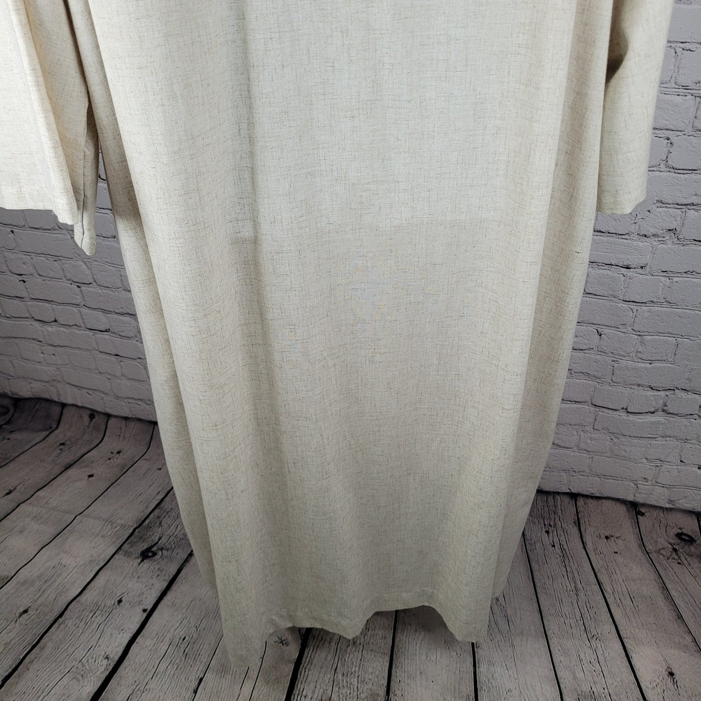VTG Bentley & Simon Beige Clergy Religious Vestment Robe Shoulder Buttoned