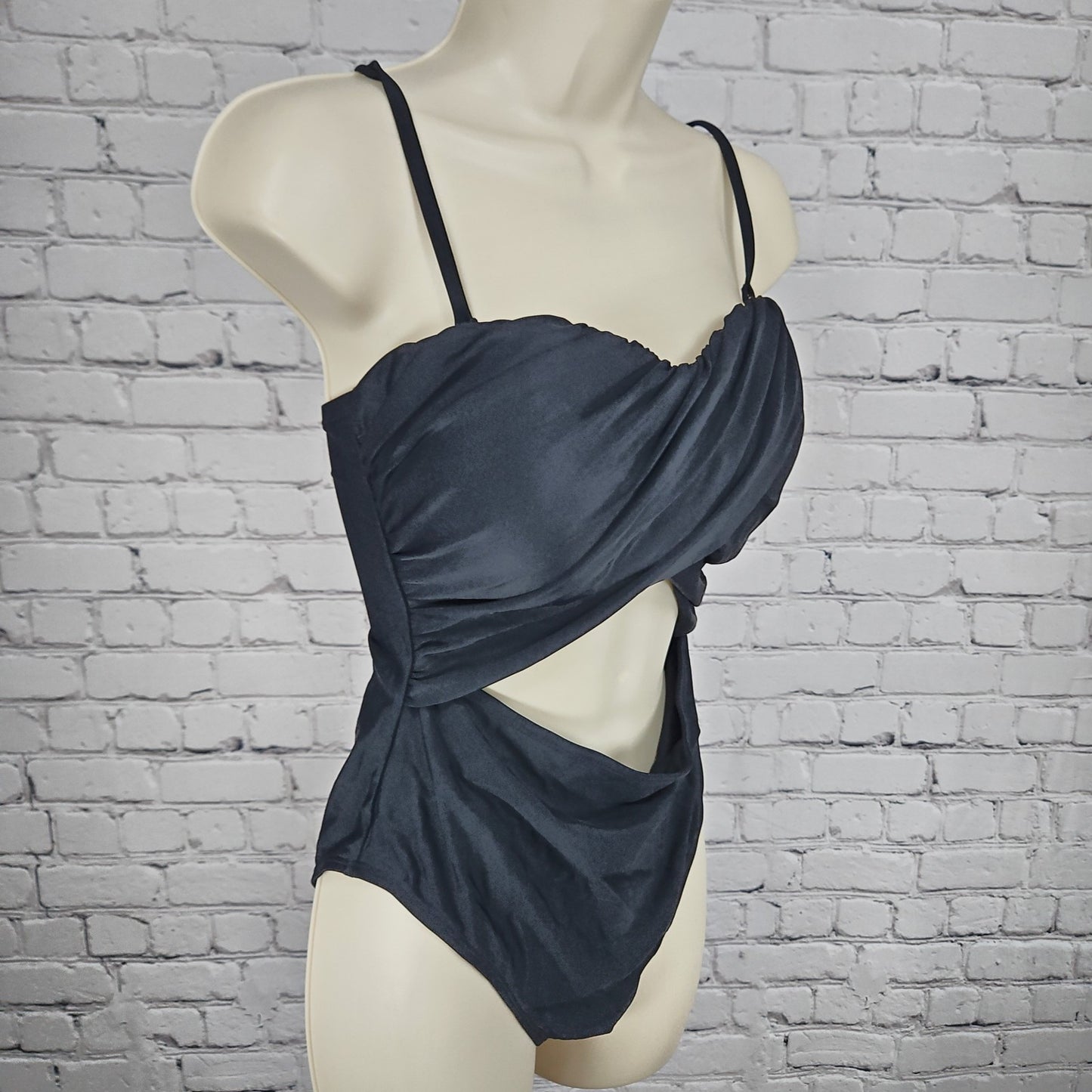 NWT Cupshe Black Draped Twist Front Cutout One Piece Swimsuit Bathing Suit M