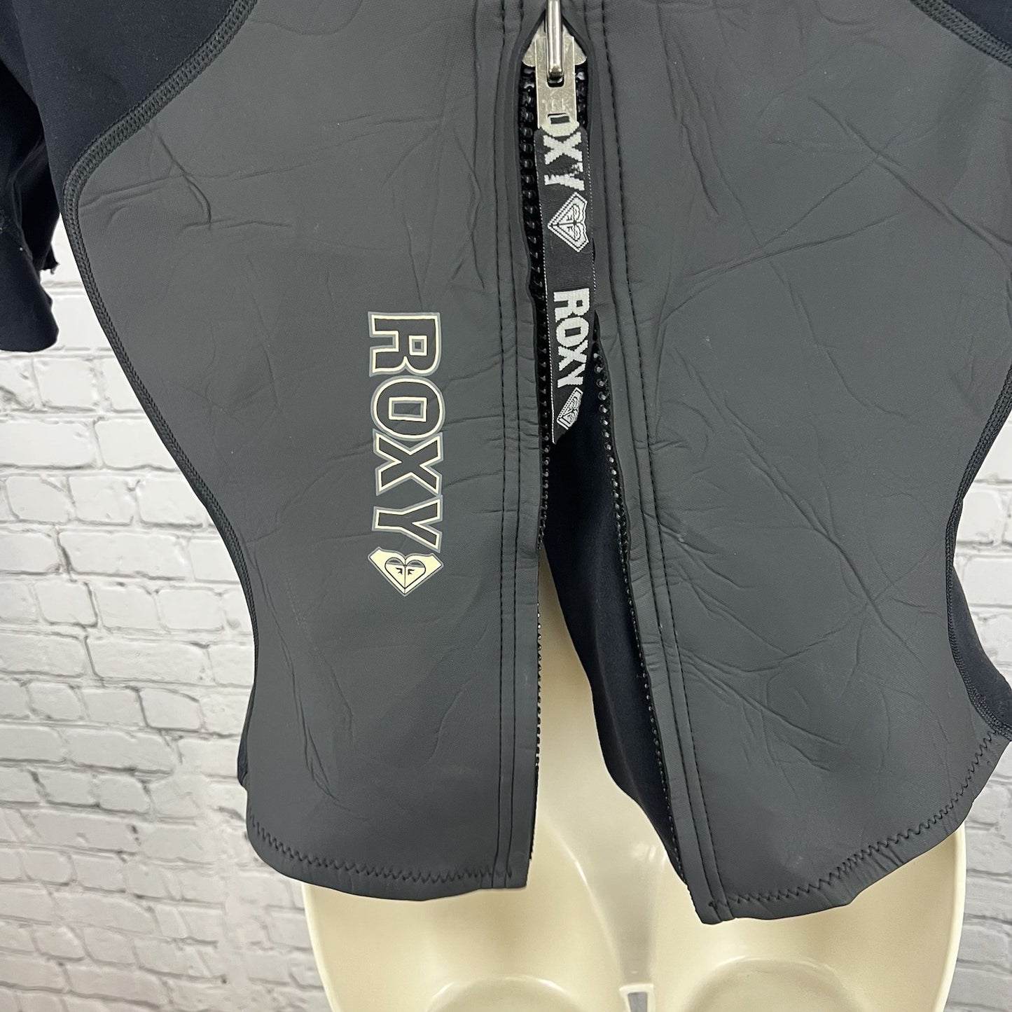Roxy Quicksilver Black Short Sleeve Wetsuit Top Zipped Back Beach Womens Size 14