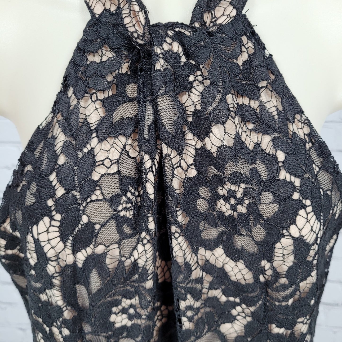 Julia Jordan Black Lace Sleeveless High Neck Wide Leg Lined Jumper Size 2