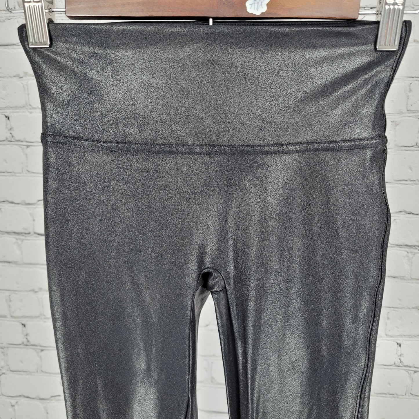 Spanx Black Shiny Stretch Skinny Slimming Leggings Pants Size SP Small (23x26)