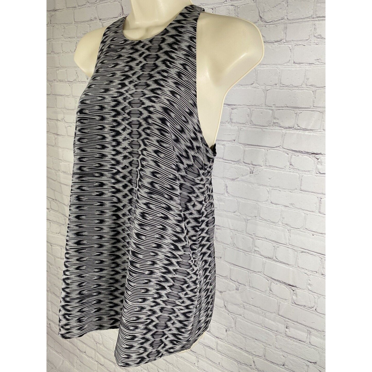 Joie Black Gray 100% Silk Flowy Lined Racerback Tank Top Sleeveless Blouse Small