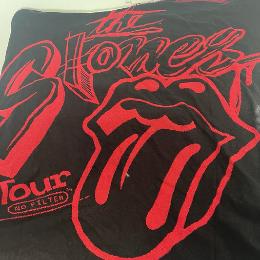NWT The Rolling Stones Red Black No Filter Tour 2021 Fringe Blanket Throw