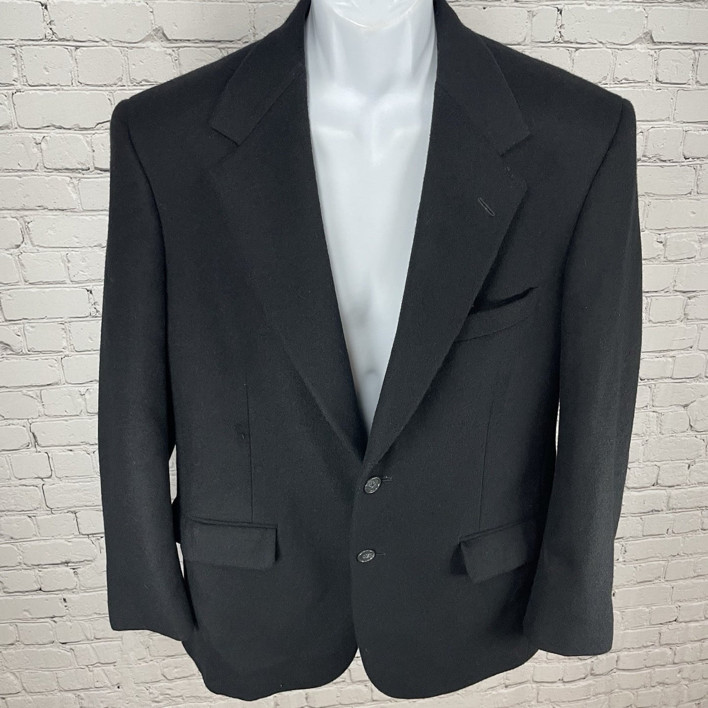 Roundtree & Yorke Black Camelhair 2 Button Vented Notch Blazer Jacket Size 38R