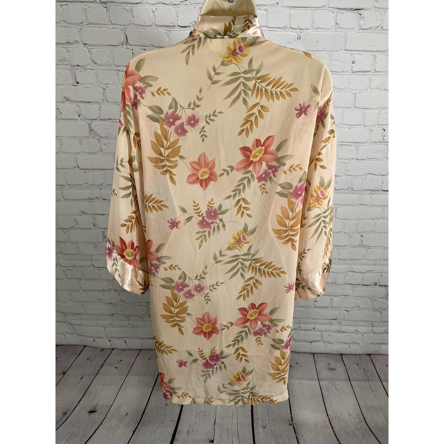 VTG Kathryn Sheer Pink Floral Satin Trim Kimono Sleeve Tie Close Robe Pockets M