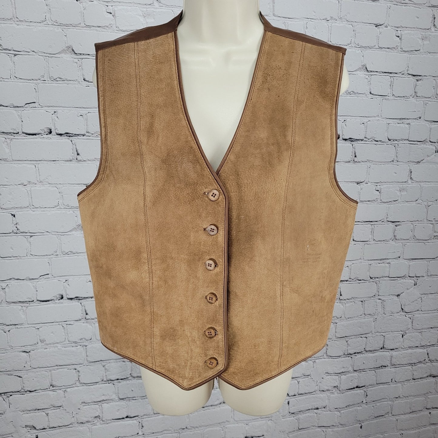 Sonoma Jean Company Brown Genuine Leather Suede V Neck Buttoned Lined Vest M