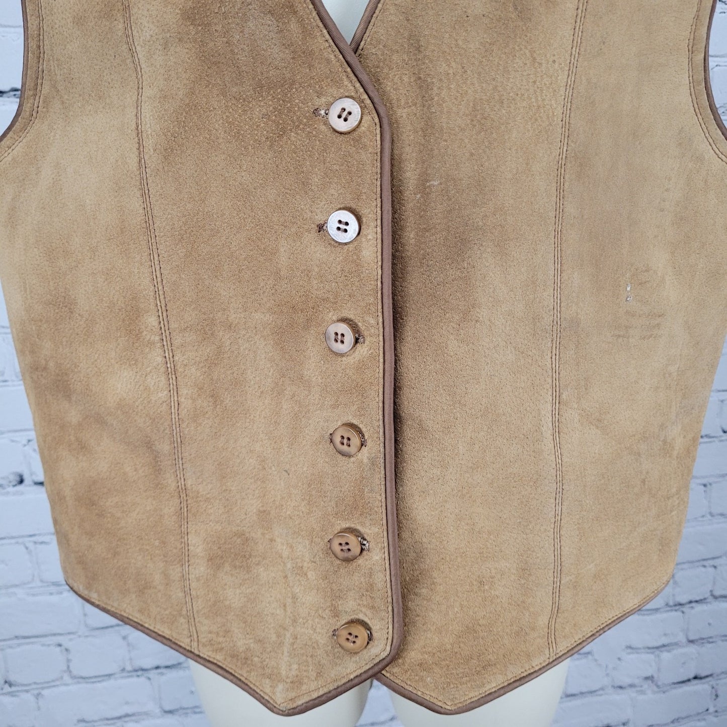 Sonoma Jean Company Brown Genuine Leather Suede V Neck Buttoned Lined Vest M