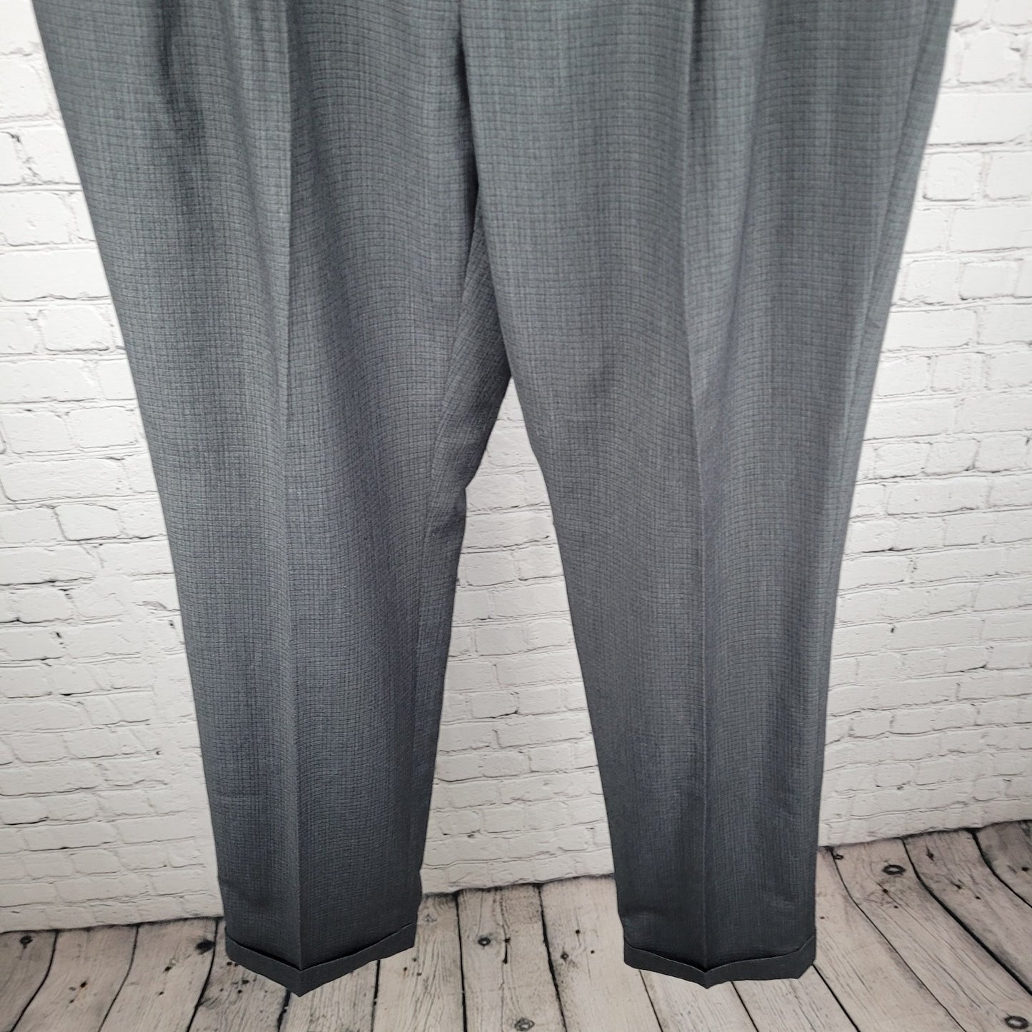 Ralph Ralph Lauren Grey Check Pleated Cuffed Dress Pants Size 36x34