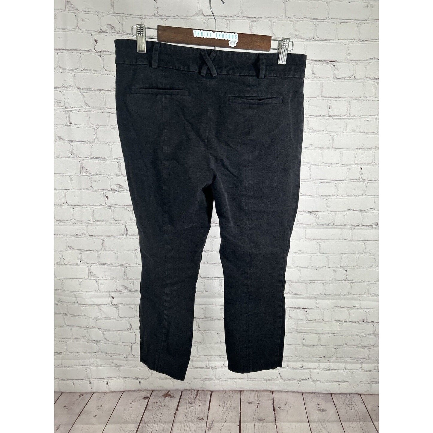 Anthropologie Black Essential Slim Women’s Capri Pants Size 8 (30 x 24)