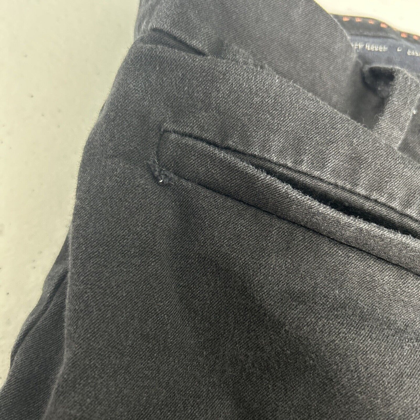 Anthropologie Black Essential Slim Women’s Capri Pants Size 8 (30 x 24)