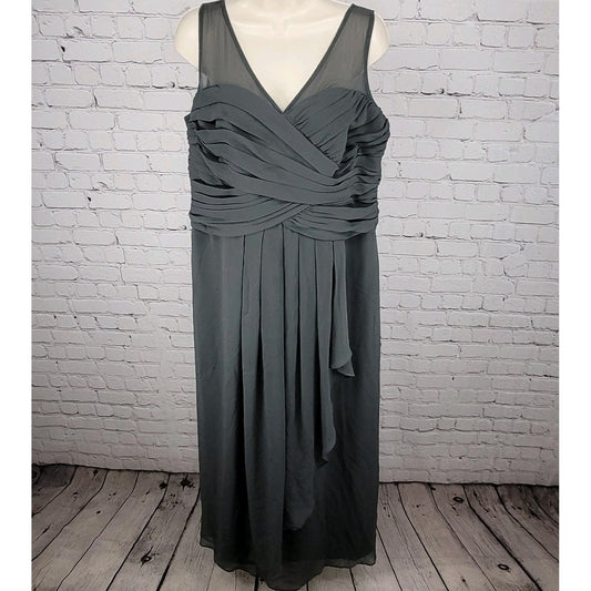 David's Bridal Graphite Grey Chiffon Pleated Back Tie Bridesmaid Dress Size 16