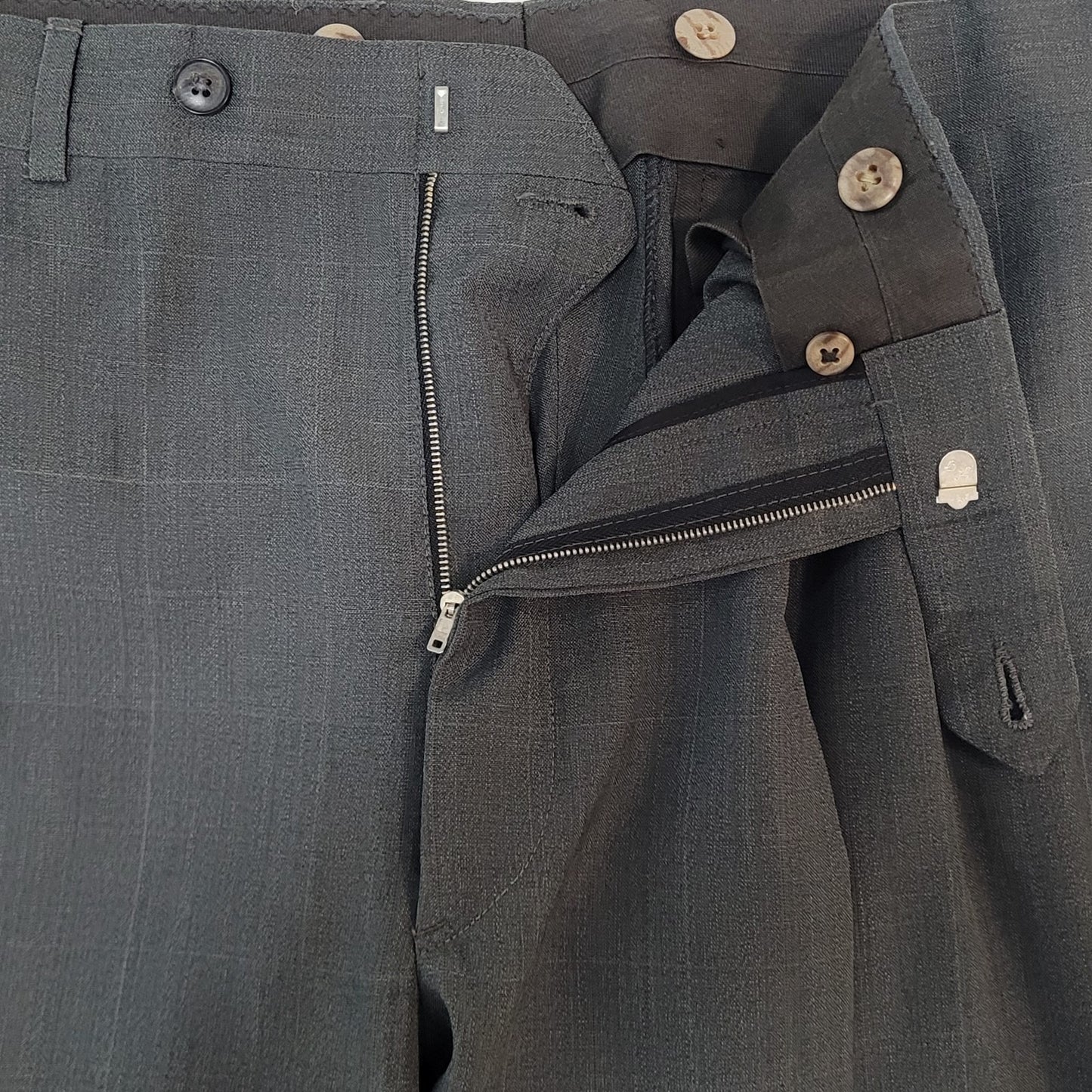 VTG Corbin Grey Full 2 Piece Suit Set USA Made Jacket Size 40 Cuffed Pants 33x32