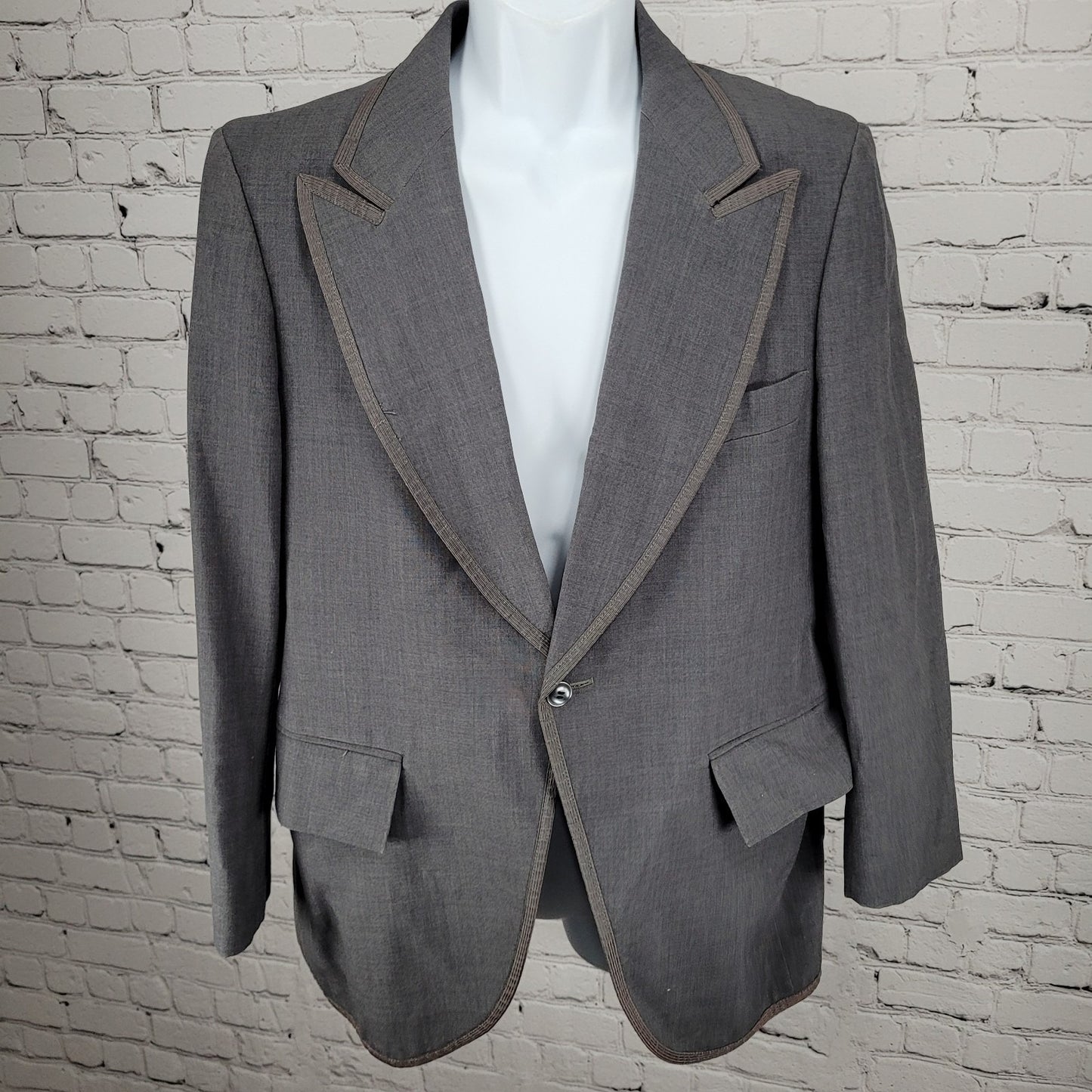VTG Mike Martin Grey 1 Button Peak Western Vented Tuxedo Sport Coat Size 40S