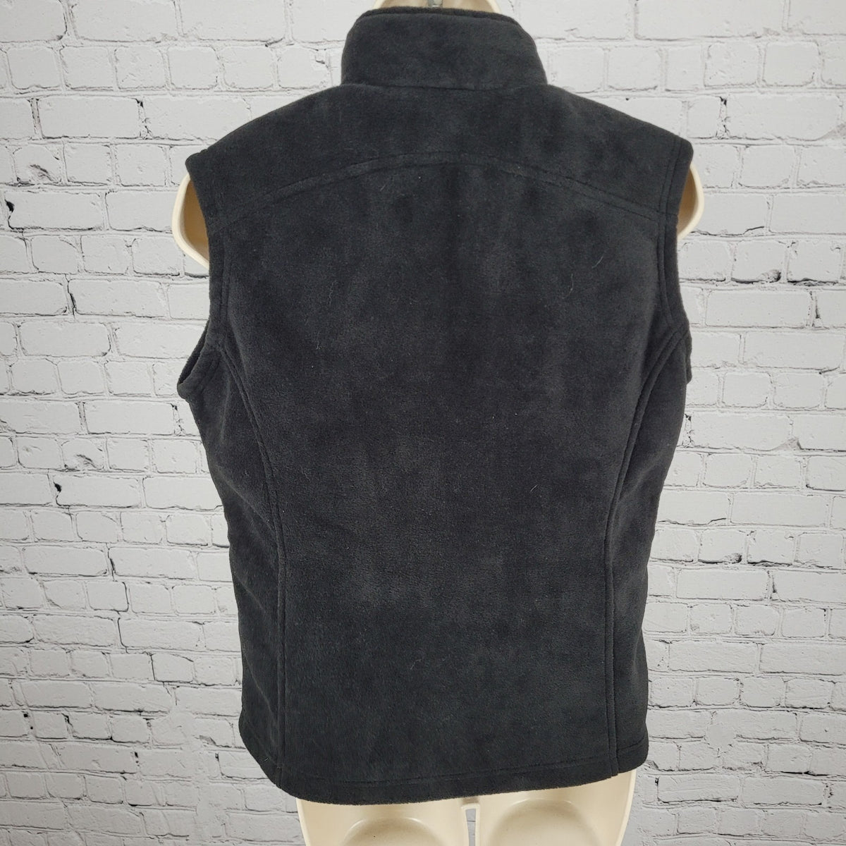 NWT Cyclebar Core365 Black Soft Fleece Full Zip Zipped Pockets Vest Size Small S